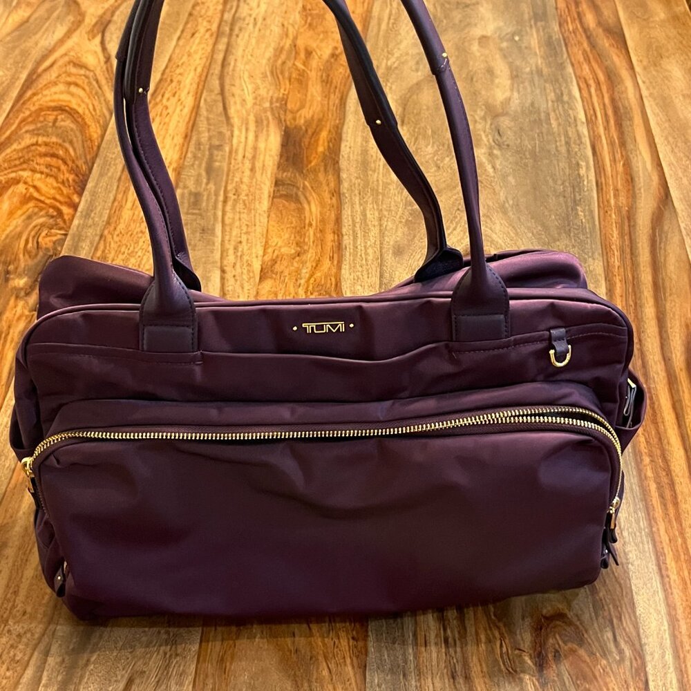 Tumi Voyageur Athens Carry-All